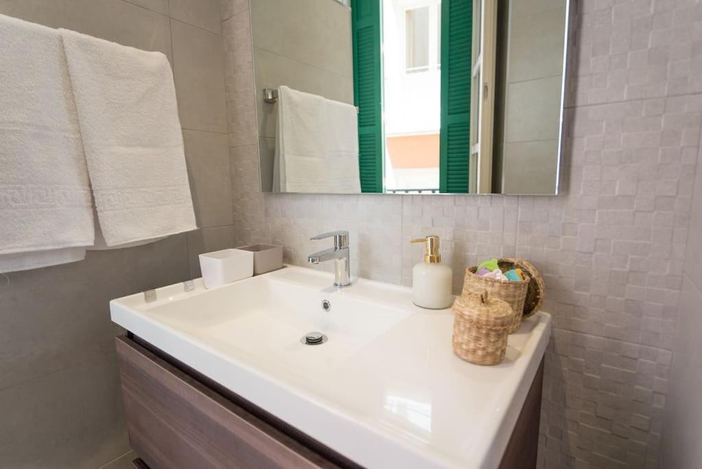 Apartamento Centro Historico II Malaga Luaran gambar